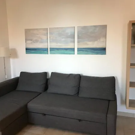 BeachFront Rooms Marina di Ragusa-2