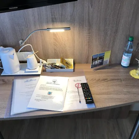 Hotel Peterchens Mondfahrt-3