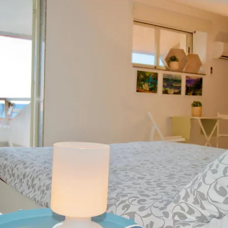 BeachFront Rooms Marina di Ragusa-3