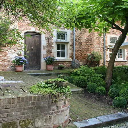 Guesthouse Sint Michielshof, Sfeervolle Carre Boerderij Vlakbij Maastricht-3