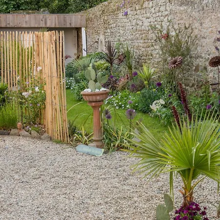chambre d'hôte et gîte du jardin des corsaires-3