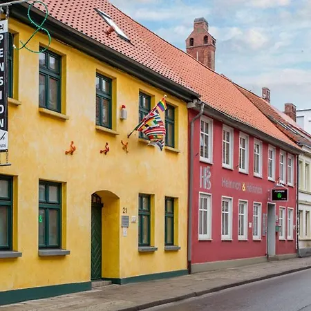 H&H Studio-Apartments im Zentrum jedes Apartment mit Küchenzeilen - 24h Check In-3