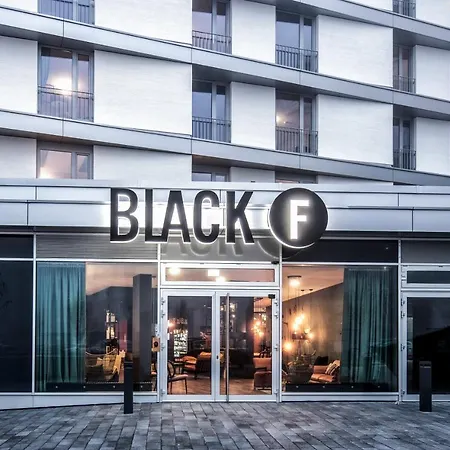Black F House - Serviced Apartments-3