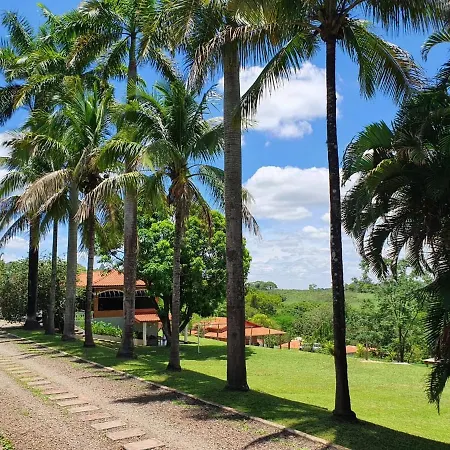 Linda Chácara - Águas de São Pedro - Próximo ao Parque Thermas-3