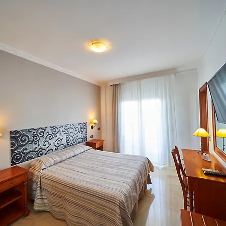 Hotel Bajamar Centro-2