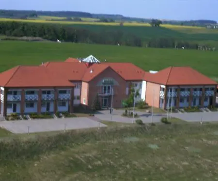 GreenLine Hotel Hellfeld-3