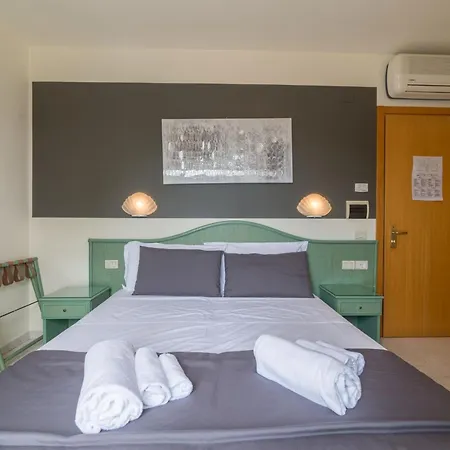 Hotel Airone-3