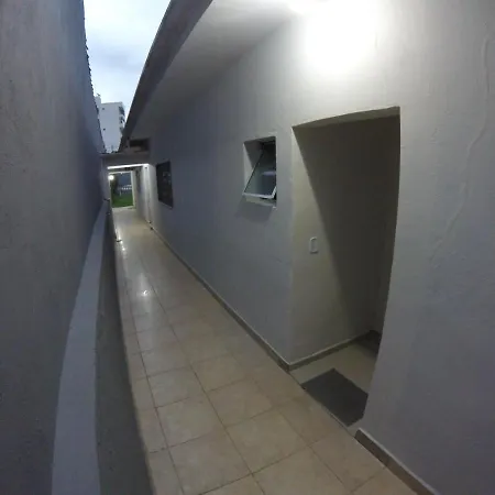 Pousada Praia Cia, Piscina, Centro, Estacionamento, WIFI, Saída até as 16h-2