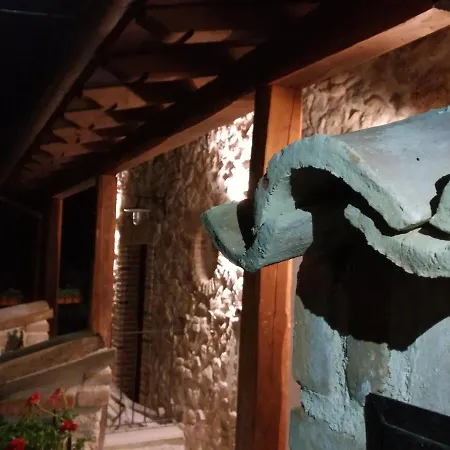 Antico Borgo-2