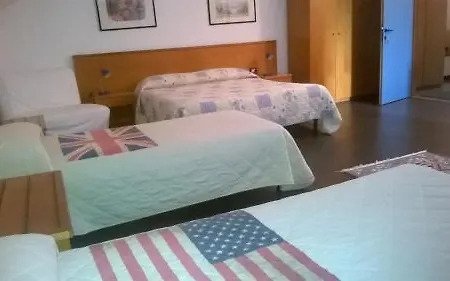 Hotel Aurora-3