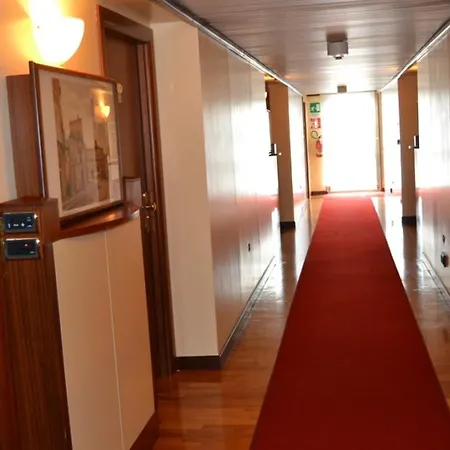 Palace Hotel-3