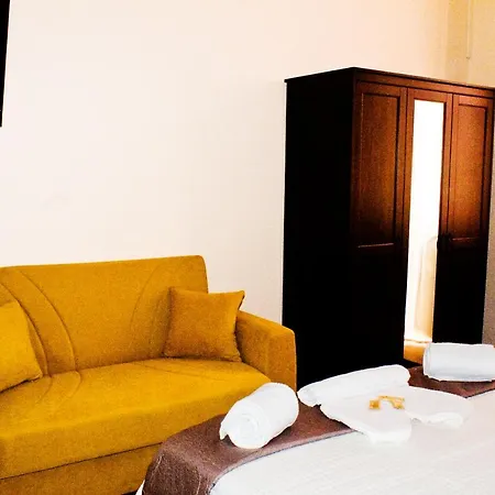 B&B Affittacamere Trigona-2
