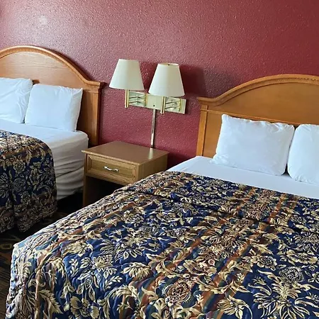 Newton Inn In Newton, Ks-3