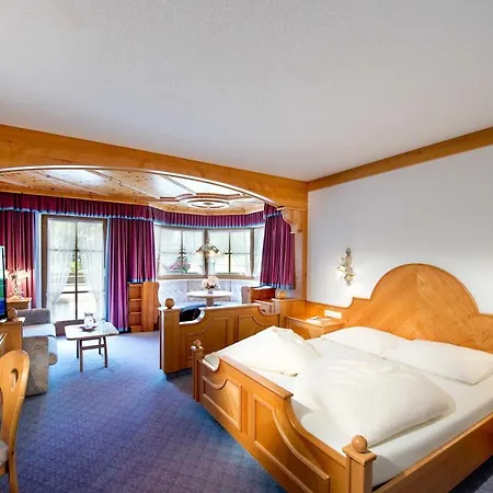 Hotel Bergland-2