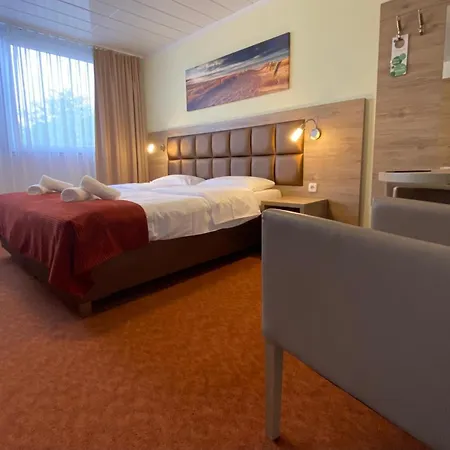 Strand Hotel Nordsee, Hotel Deichlaeufer-2
