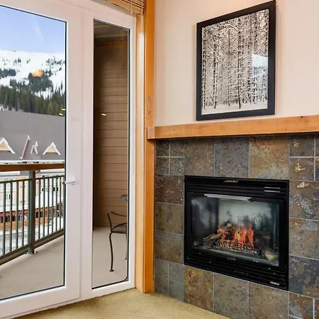Schweitzer Mountain Resort White Pine Lodge-2
