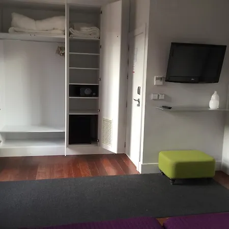 Khu Hotel-3
