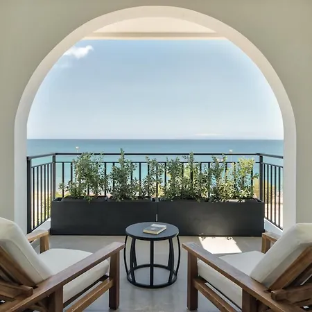 Bitzaro Boutique Hotel-3