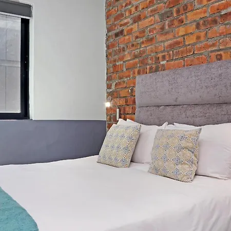 Happy Rhino Hotel-2