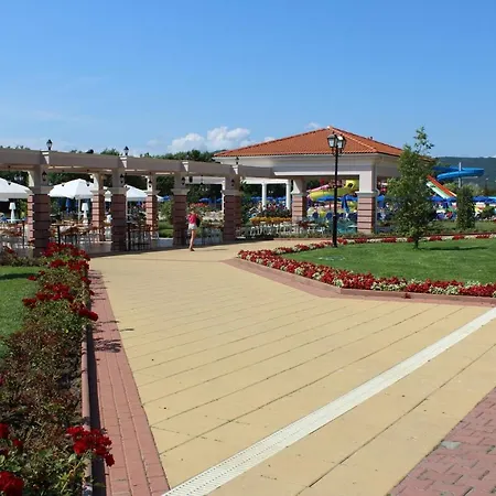 Duni Holiday Village-2