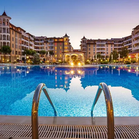 Royal Sun Holiday Complex-3