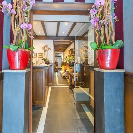 Hotel Het Gheestelic Hof By Cw Hotel Collection-3