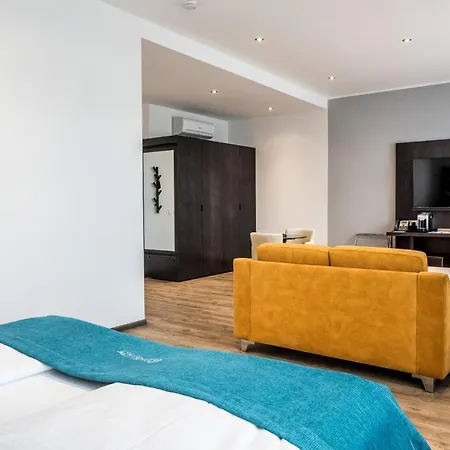 Rheincity Hotel & Boardinghouse-3