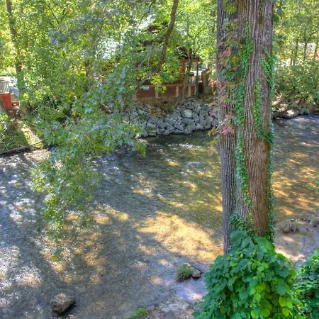 Hofbrau Riverfront Hotel-2