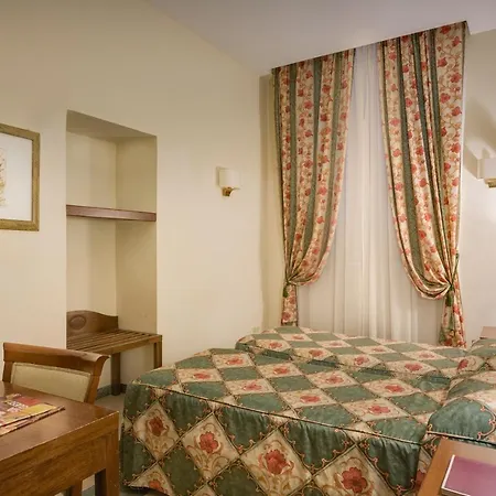 Hotel Aberdeen-3