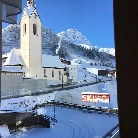 Hotel Garni-3
