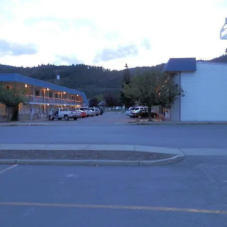 Trail Motel-3