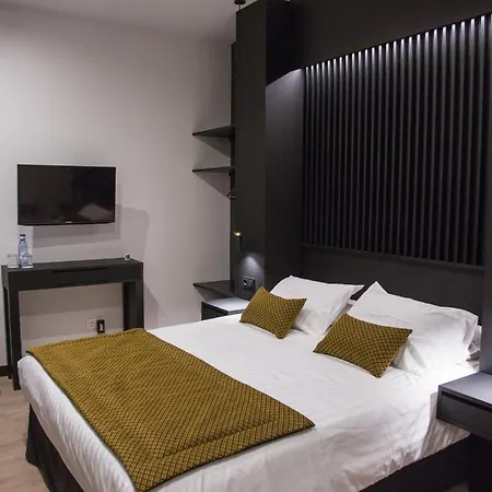 Elite Hotel - Gay Men Only (Adults Only)-3