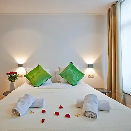 Hotel Les Ecrins-3