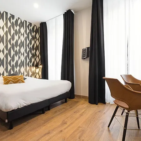 Legend Majestic - Parking Privé GRATUIT- Climatisation - Gare - Centre Ville-2
