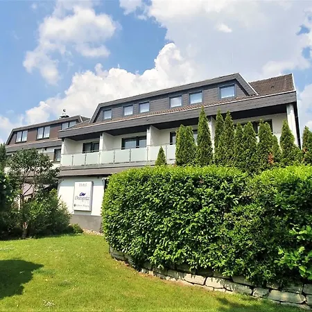 Hotel - Garni - Dreispitz-2