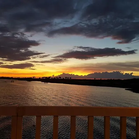 Lakeview Inn & Suites Okeechobee-2