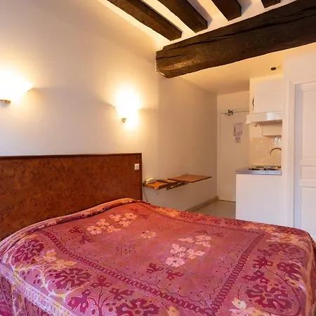 Residence De Bourgogne-2