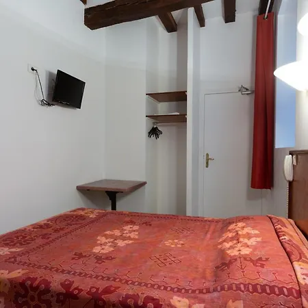 Residence De Bourgogne-3