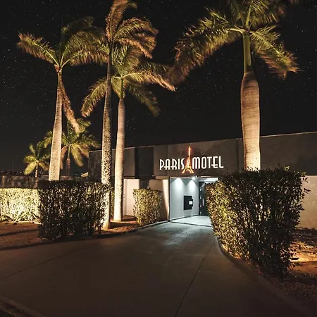 Paris Motel-3
