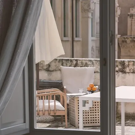 Palazzo Trigona Suites-2