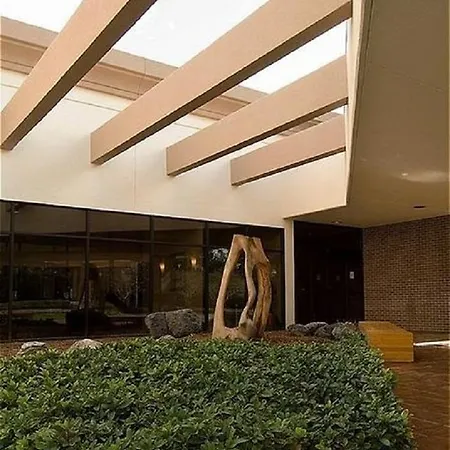 Ramada Inn Lafayette Conference Center-3