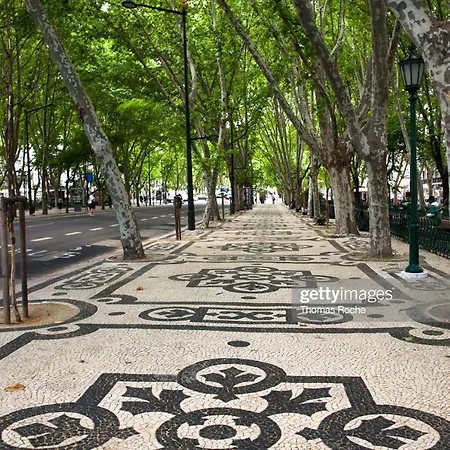 Suites Amália Guesthouse near Rossio Square-3