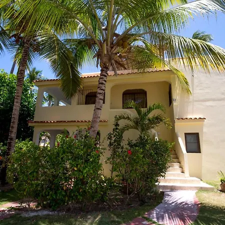Los Corales Beach Village-3