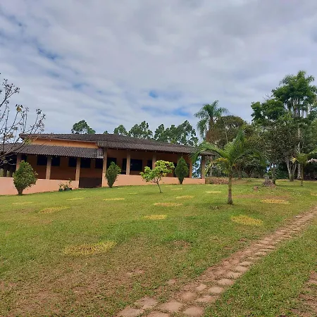 Recanto Varandas Guararema-2