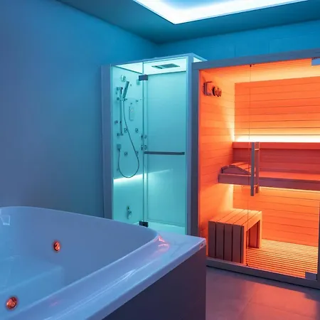 Skyline Rooms & Suites-3