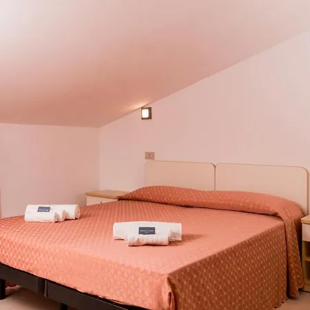 Hotel Lydia-3