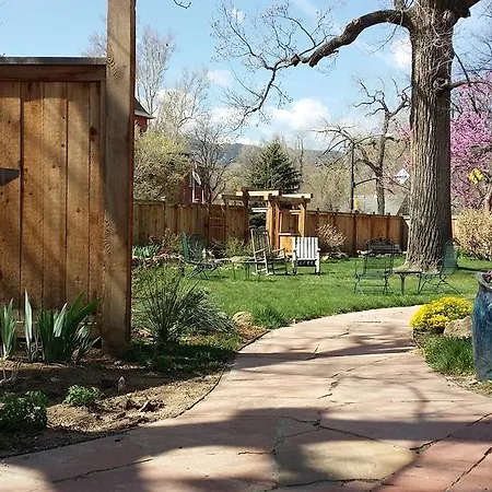 Briar Rose Bed & Breakfast-2