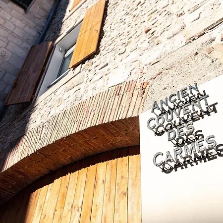 Studio Romantique Maison de L'église du Couvent-2