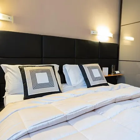 Cardilli Luxury Rooms-2