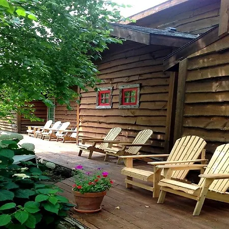 Finger Lakes Lodging-3